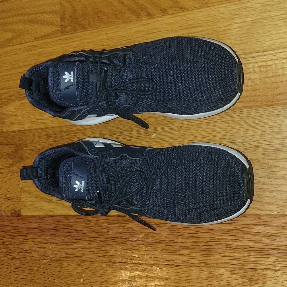 Boys Adidas Sneaker